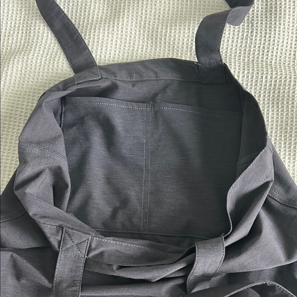 Faherty Classic Black Tote Bag - Picture 2 of 2